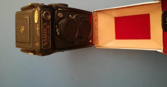 Yashica MT124 G Yashica MT124 G