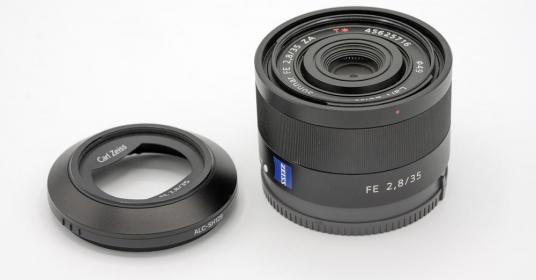 Obiettivo Sony FE 35 F2.8 ZA Sonnar T* Obiettivo Sony FE 35 F2.8 ZA Sonnar T*