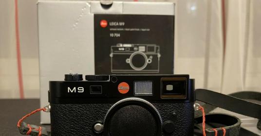 Leica M9 Black Paint Leica M9 Black Paint