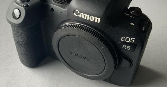 Canon EOS r6 Canon EOS r6