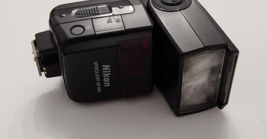 Nikon SB600