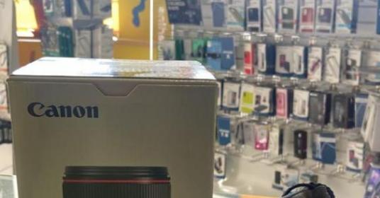 Canon 35mm 1.4 versione 2 Canon 35mm 1.4 versione 2