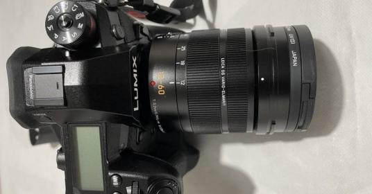 PANASONIC DC-G9 (178 SCATTI)  + 2 OBIETTIVI + ACCESSORI