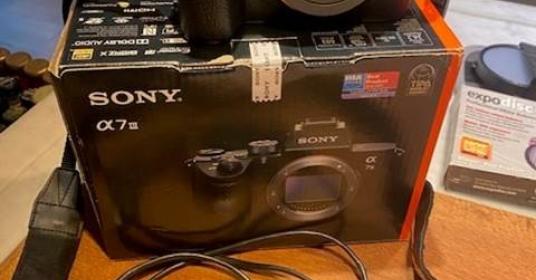 SONY Alpha 7III SONY Alpha 7III