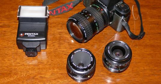 PENTAX P30n con ottiche e bauletto 