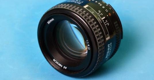 Obiettivo Nikon AF Nikkor 50mm f1,4 Japan per fotocamere digitali e analogiche.