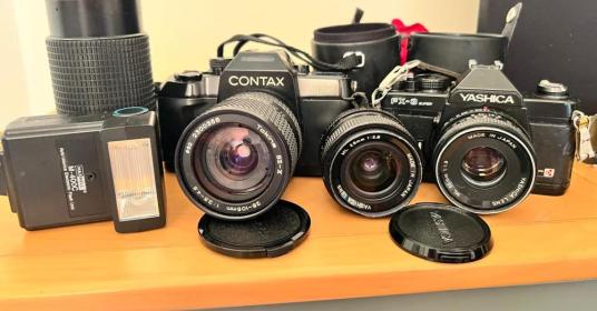 Vendo Contax 167MT & Yashica FX-3 Super + obiettivi, flash, borsa, filtri