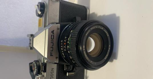 FUJICA ANALOGICA STX1n CON OBIETTIVO 50 mm FUJICA ANALOGICA STX1n CON OBIETTIVO 50 mm