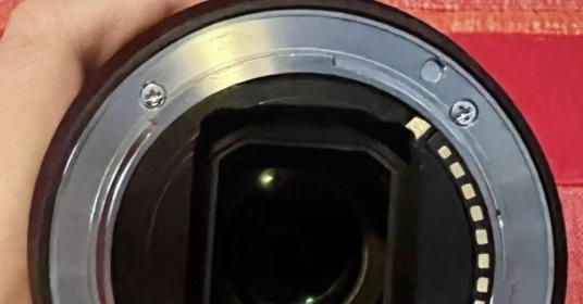 Sony Obiettivo costante F4 Full Frame E-Mount da 24-105 mm SEL24105G Sony Obiettivo costante F4 Full Frame E-Mount da 24-105 mm SEL24105G