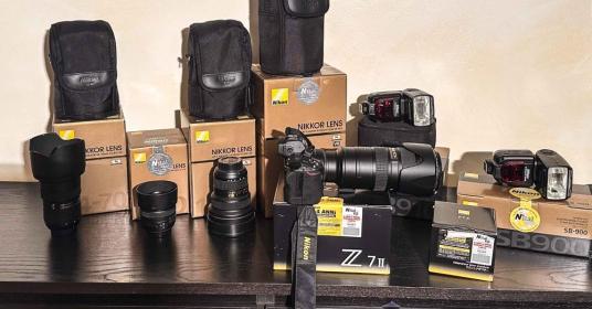 Nikon Z7 II + ottiche 50 f1.4+14- 24 f 2.8+24-70 f.2.8+70-200 f2.8+2flash+accessori Nikon Z7 II + ottiche 50 f1.4+14- 24 f 2.8+24-70 f.2.8+70-200 f2.8+2flash+accessori