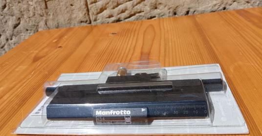 Manfrotto Slitta micrometrica modello 454 Manfrotto Slitta micrometrica modello 454