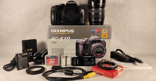Olympus Digital E-510 (kit) con ottica Zuiko Digital ED 14-42 mm. F 3.5-5.6 Olympus Digital E-510 (kit) con ottica Zuiko Digital ED 14-42 mm. F 3.5-5.6